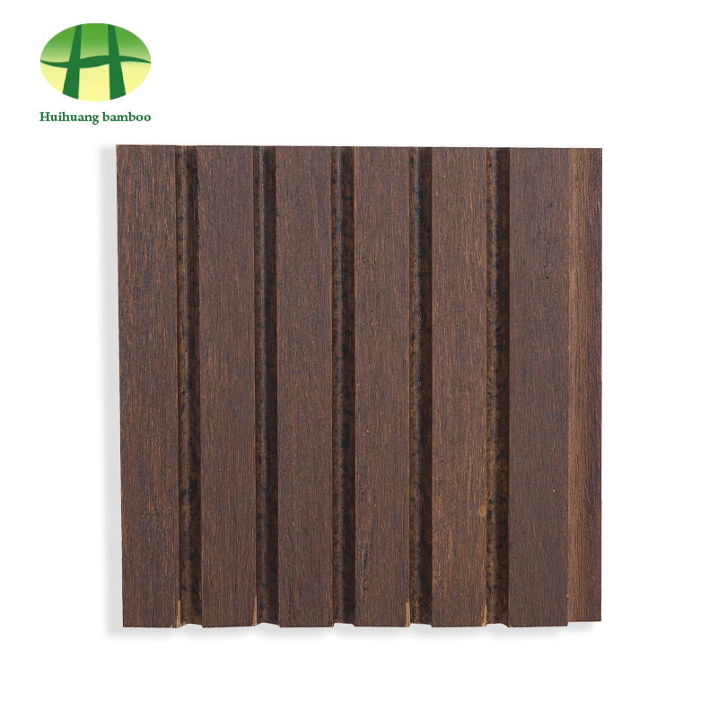 Nagy hornyú bambusz padló